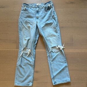 Abercrombie & Fitch The 90’s Straight Ultra High Rise Distressed Denim
